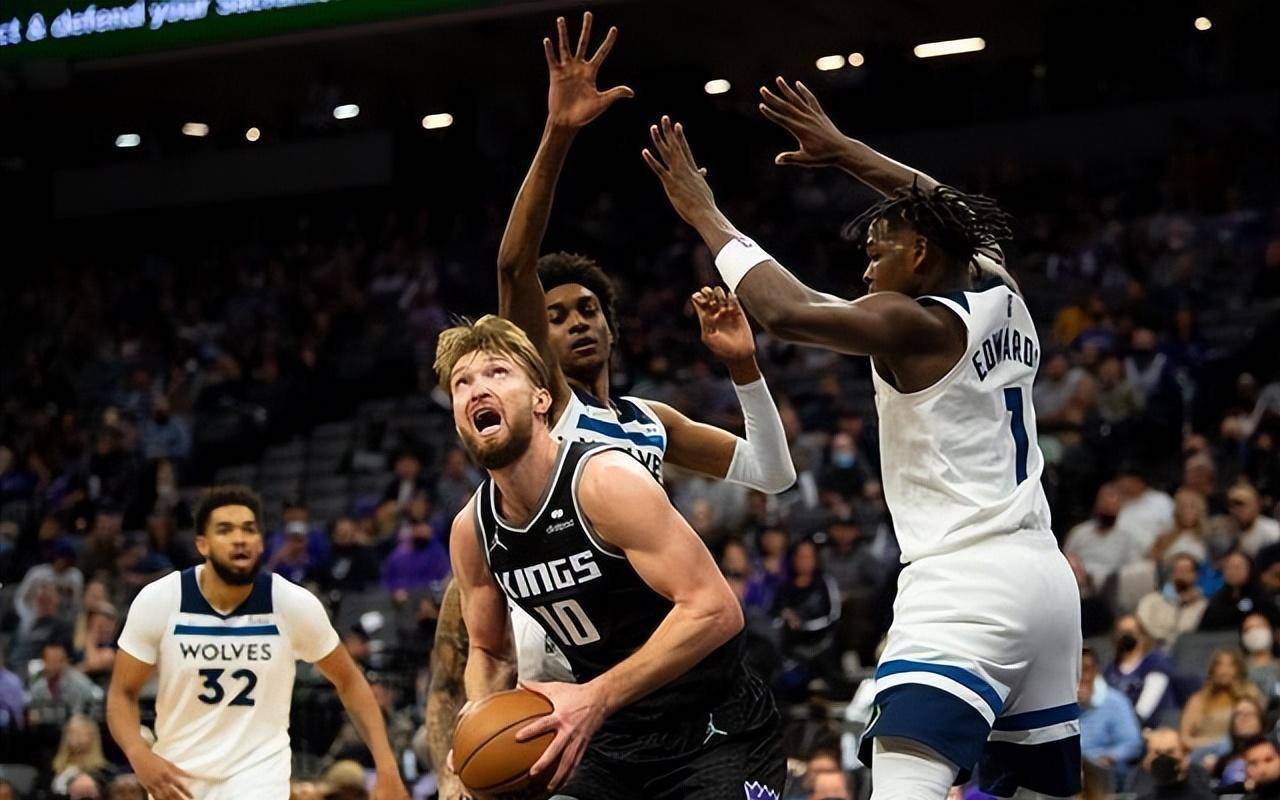 德约科维奇在SKT比赛中夺冠圣安东尼奥马刺国际比赛日复出首秀,密尔沃基雄鹿迎社区盾关键赛看傻球迷的简单介绍 德约科维奇在SKT比赛中夺冠圣安东尼奥马刺国际比赛日复出首秀,密尔沃基雄鹿迎社区盾关键赛看傻球迷的简单介绍